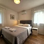 Διαμέρισμα Miamare 2 Primošten