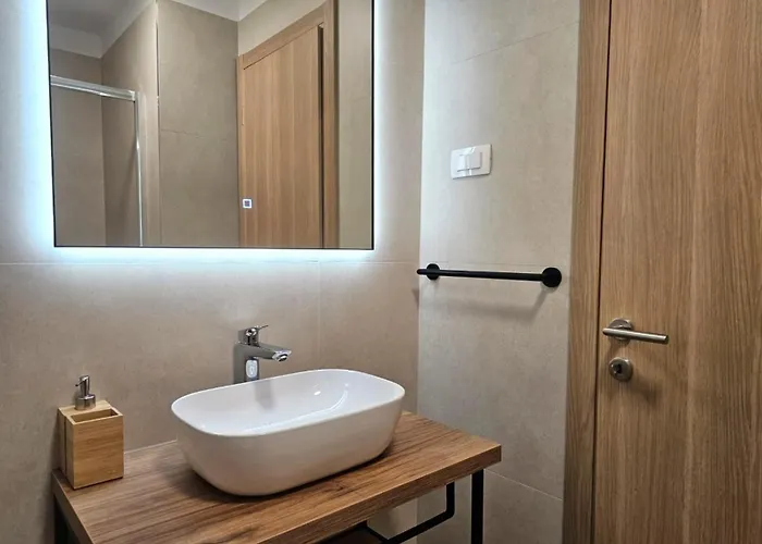 Miamare 2 Apartman *