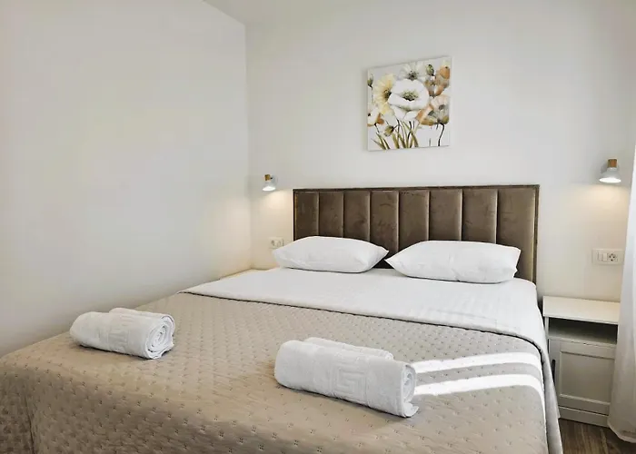 Miamare 2 Primošten