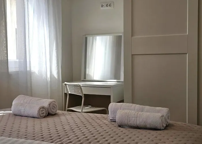 Miamare 2 * Primošten